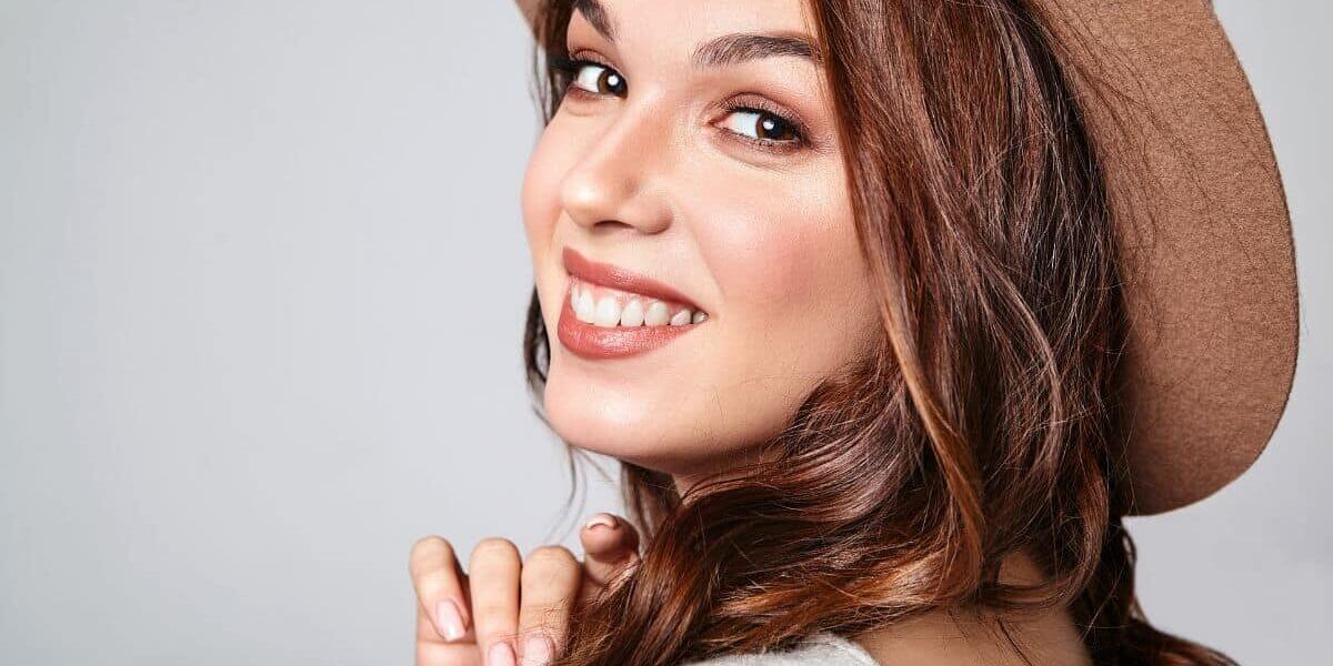 How-Do-Porcelain-Veneers-Work Porcelain Veneers