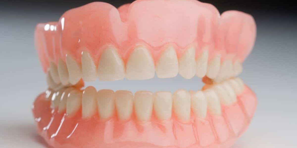 Why Do Dentures Sometimes Feel Loose Dentures